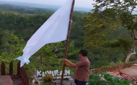 Pasang Bendera Putih, Pria Ini Jual Objek Wisata Miliknya di Gunung Kuniran Kulon Progo 