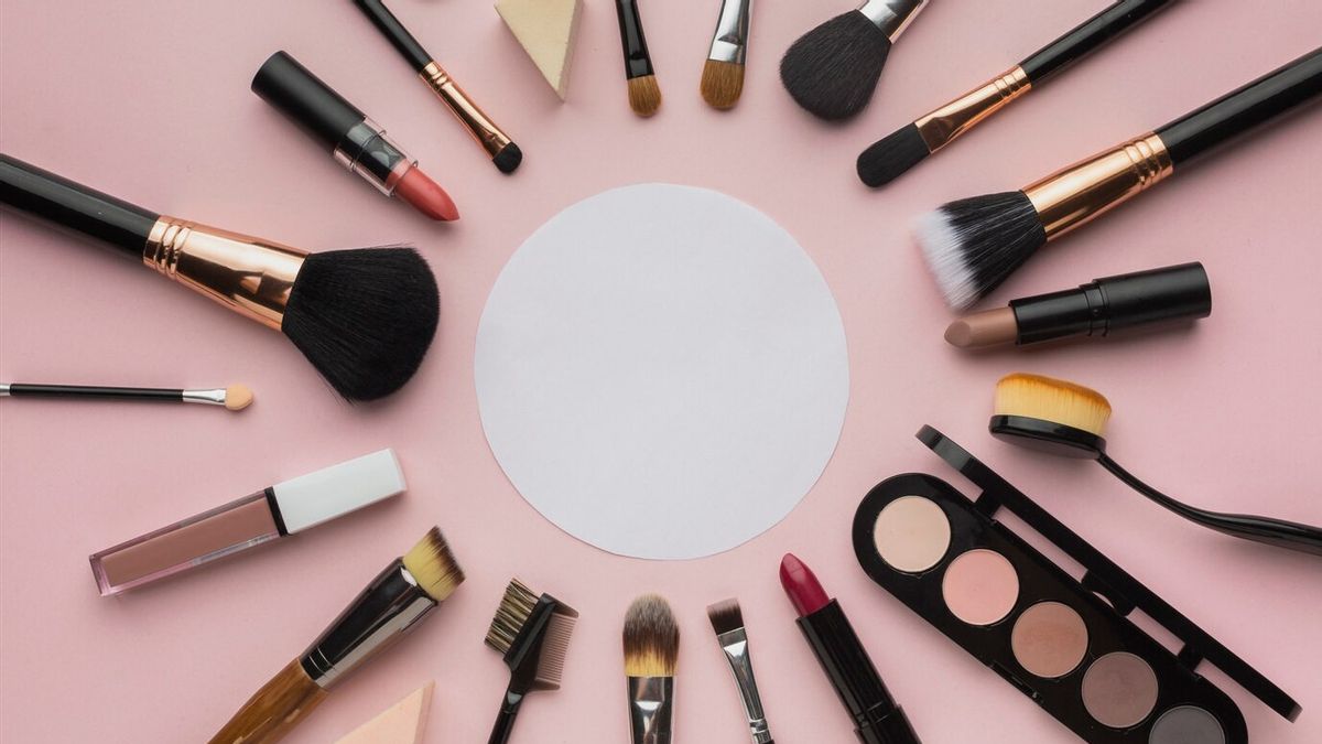 5 Ciri-Ciri Makeup Kadaluarsa yang Mudah Dikenali