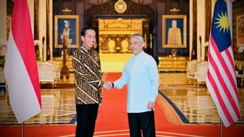 President Jokowi Meets Malaysia's King