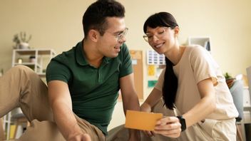 With Growth Mindset Runway, Here Are 5 Ways To Build A Healthy Love Relationship