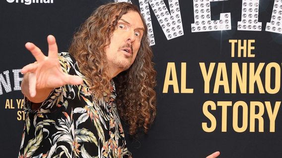 「Weird Al」Yankovicは、#SpotifyWrappedの感謝ビデオでSpotifyの支払いスキームを非難