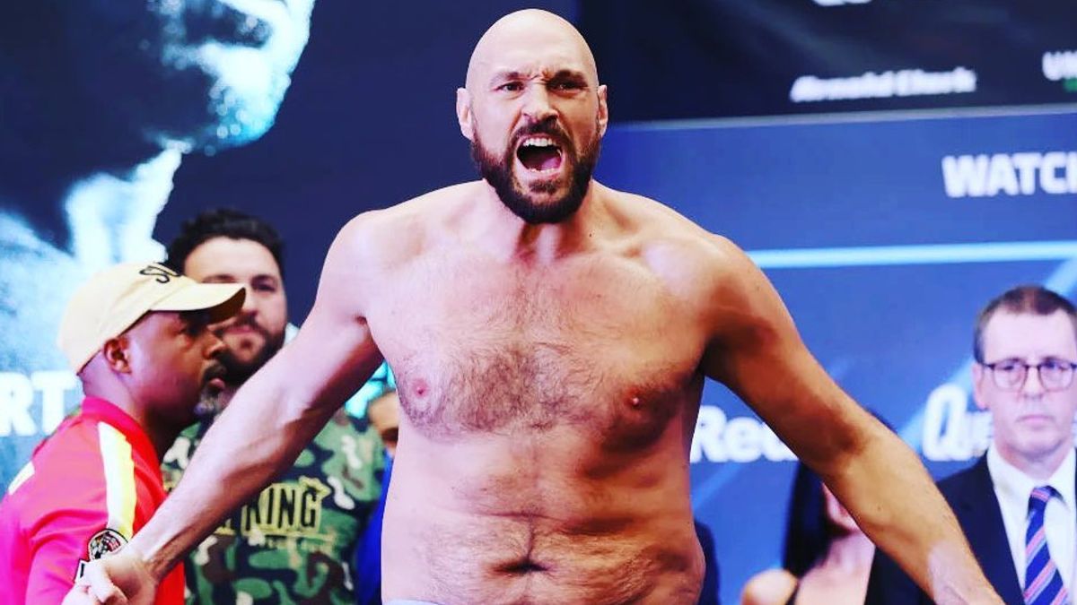 Tyson Fury Challenges Anthony Joshua: He's An Idiot And I'll Take Him Down!