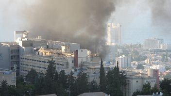 IDFがガザへの空爆を開始、バルーンバーナーが再びイスラエルに降り注い