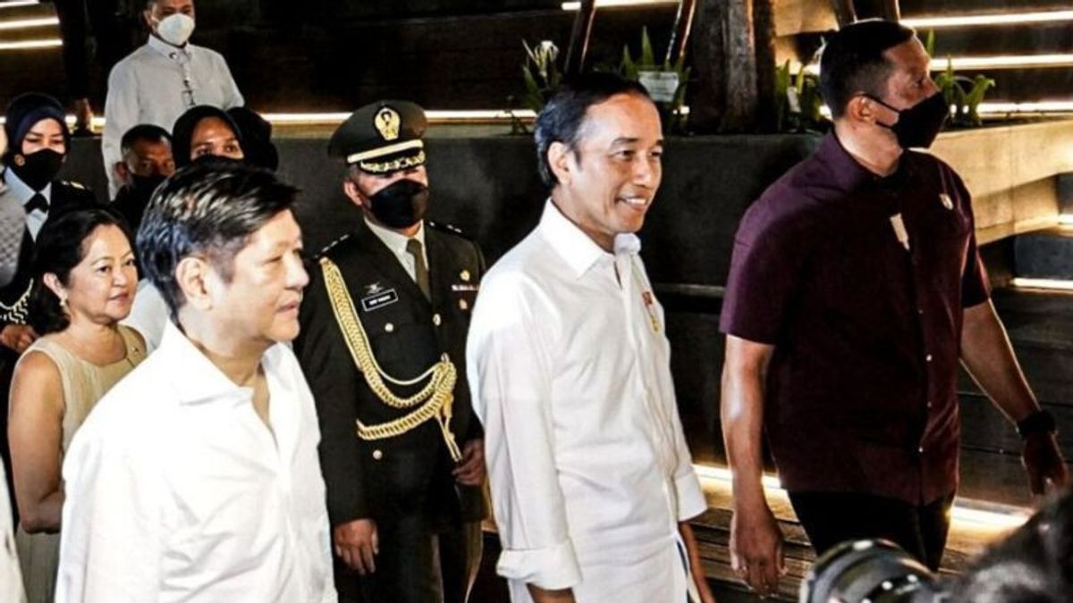 Bareng Presiden Filipina Bongbong Marcos, Jokowi Saksikan "Monday Replay" di Anjungan Sarinah