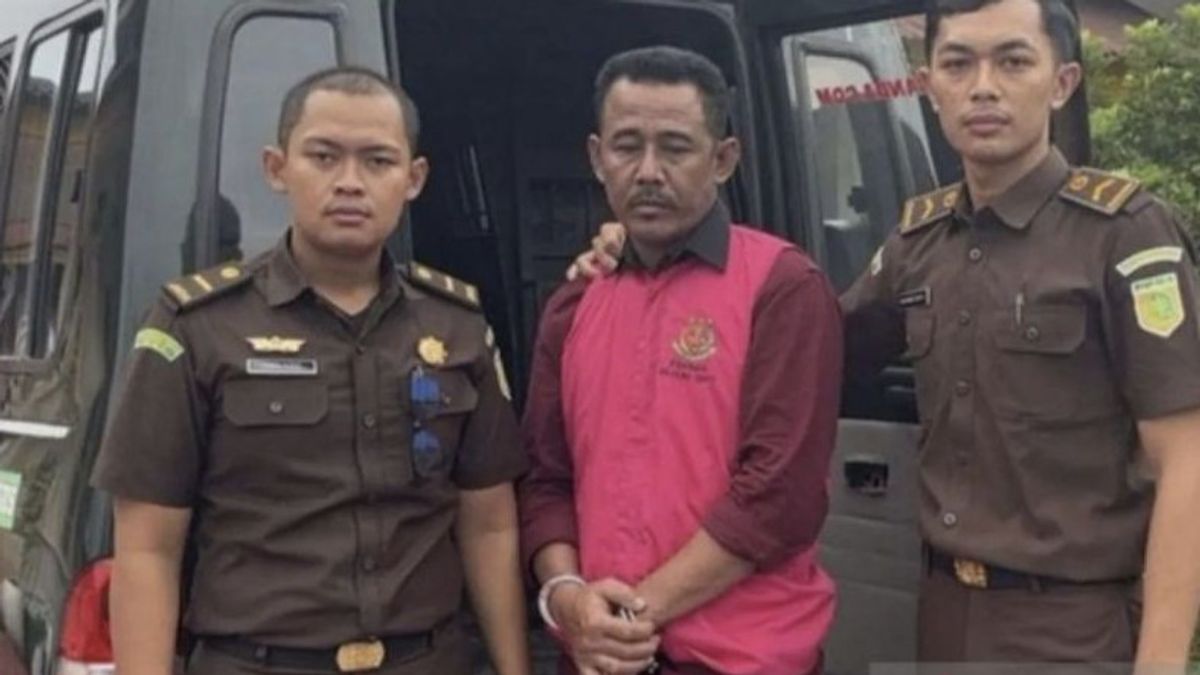 Indragiri Hulu Dimasukkan到Cel的村庄资金腐败嫌疑人Kades,国家损失358百万印尼盾