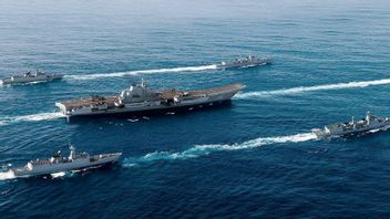 La Chine Envoie Lioning Aircraft Carrier Combat Group Dans Les Eaux Près De Taiwan