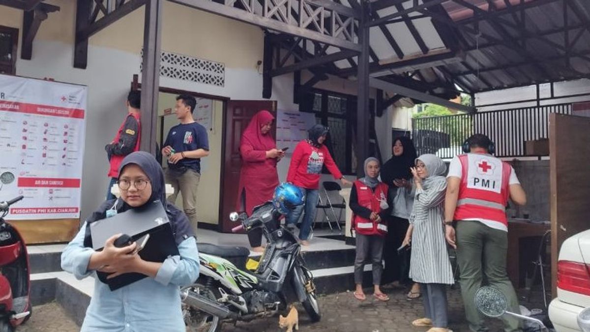 Cianjur Residents Disbanded Their Homes Because Of The Garut Earthquake