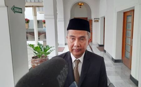 Pj Gubernur Jabar Minta Pemda Antisipasi Tumpukan Sampah Tahun Baru