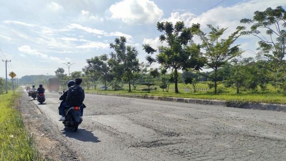 Antisipasi Arus Mudik Lebaran 2023, 4 Ruas Jalan Rusak Sekitar Gerbang Tol Trans Sumatera Lampung Diperbaiki
