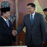 Nama Sjafrie Sjamsoeddin Masuk Bursa Capres 2029, Pengamat: Sulit Dipasangkan dengan Prabowo