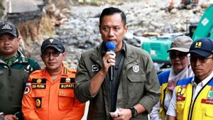 Menko AHY Cek Putusnya Jalan Nasional Lembah Anai 