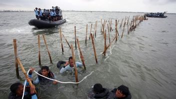 Menteri KP: Pemilik Pagar Laut di Tangerang Didenda Rp18 Juta per Kilometer