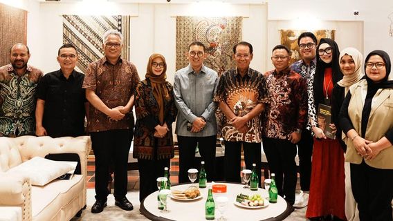 وزير الثقافة يشجع جامعة إنسان سيتا إندونيسيا على تطوير الرقمنة الثقافية