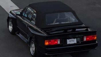 BMW 325i Convertible 1989 Once Owned By Vocalist Rock Heart Band Auctioned