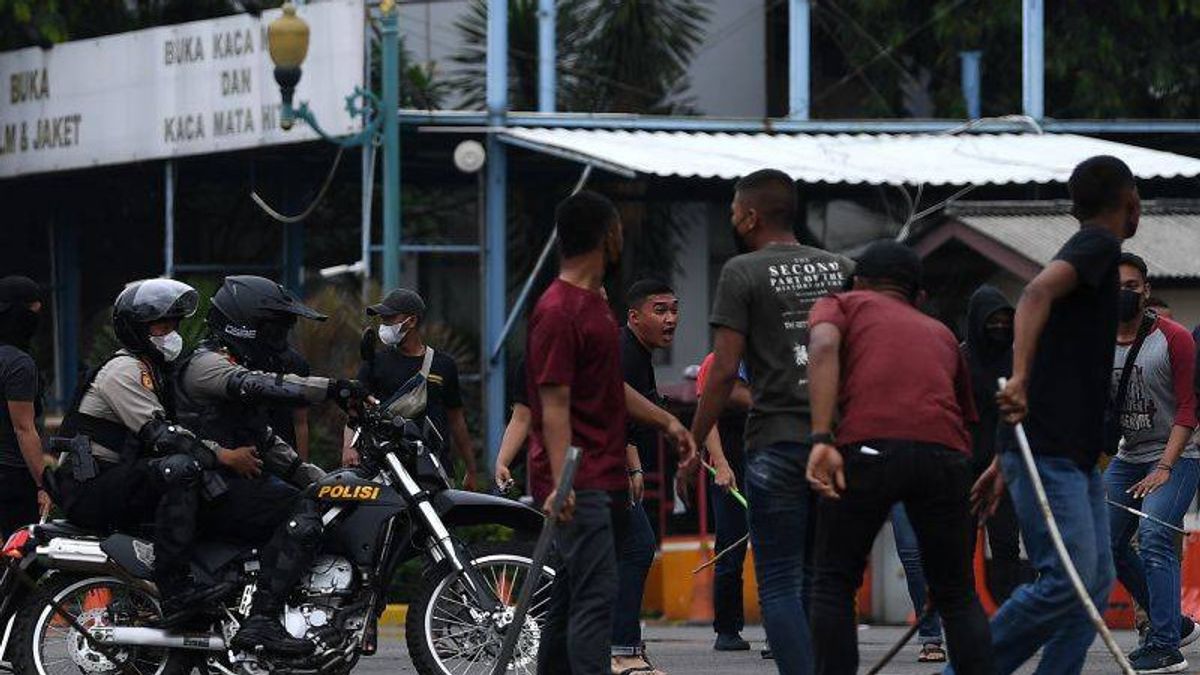 Police Are Looking For A Brawler Video Maker At BKT Rorotan Jakut