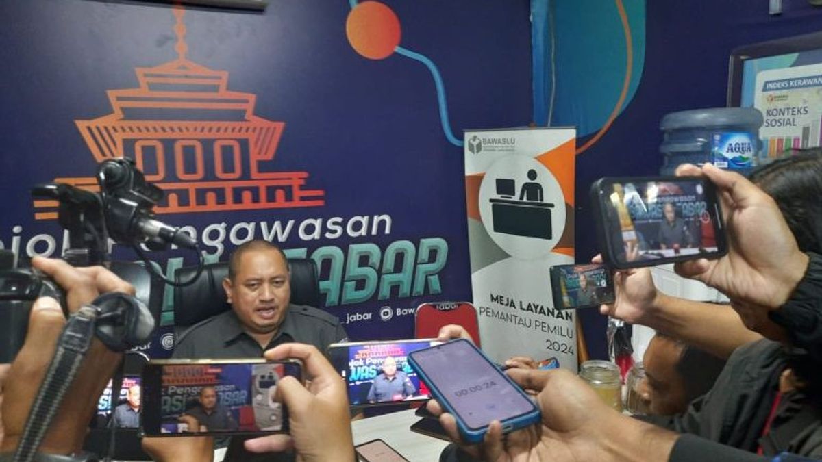 Ridwan Kamil on the Report on Suspending Sawer Uang, Bawaslu West Java 提出了 30 个问题