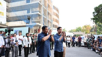 仍然穿着蓝色服装,Prabowo-Gibran Jalani今天在RSPAD进行联合健康测试