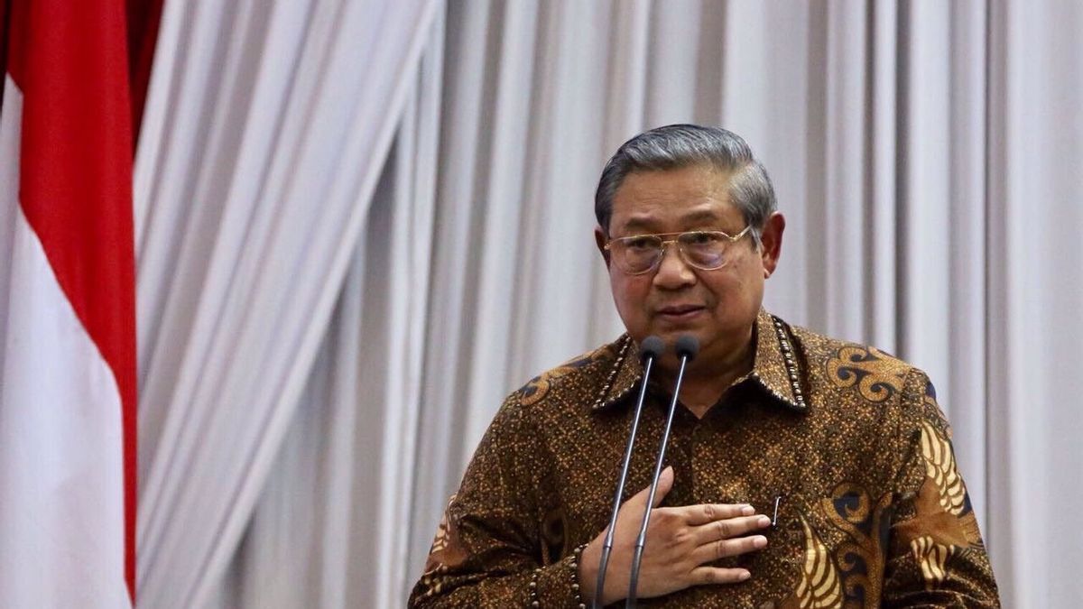 通过已故Ani Yudhoyono的叙述，SBY表示前列腺癌手术进展顺利，符合预期