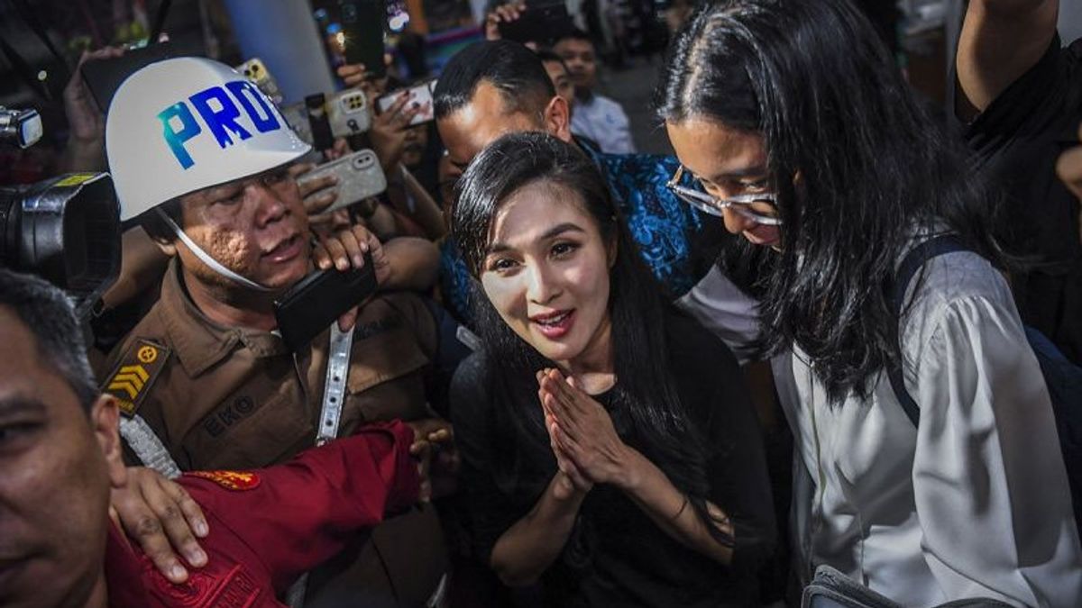 Bantah Puluhan Tas Mewah Hasil TPPU Harvey Moeis, Sandra Dewi: Hasil Endorsement