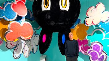 كاسينغ لونغ احتفل بالذكرى السنوية ال 10 للوحوش ، لابوبو ليصبح أيقونة عالمية من عالم الخيال إلى الموضة الفاخرة