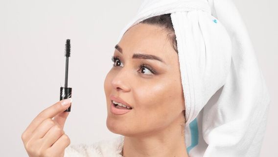 Selon le maquillage Artist, le Maskara convivial peut être réparé vous savez! Voici les conseils