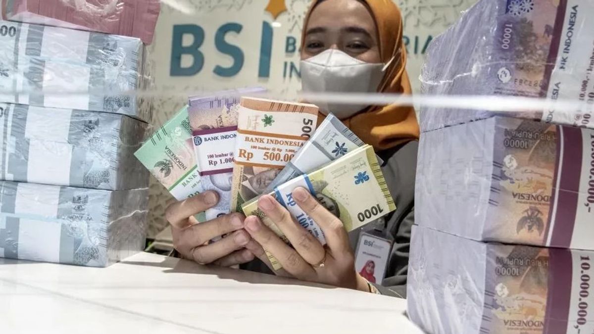 Emplacement d’échanges d’argent nouveau à Bandung : dans le quartier et le bureau des banques