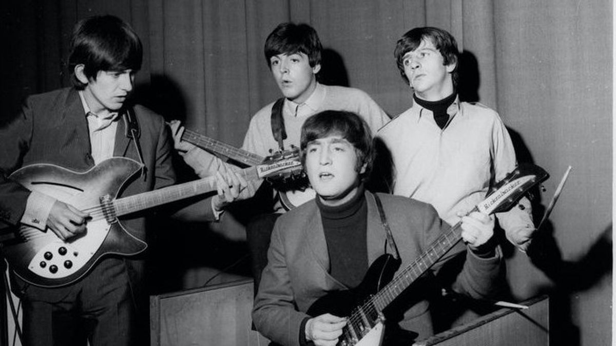 Les familles de Johnennon et George Harrison autorisent les Beatles à créer un film biopic