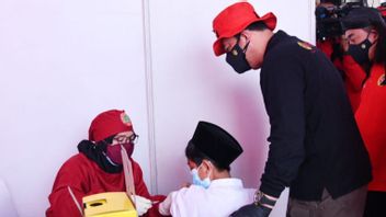 التطعيم في بوندوك بيساندرن، رئيس BIN Budi Gunawan: مرونة جمهورية إندونيسيا هنا