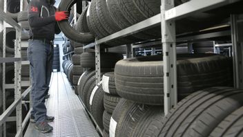 Apa Benar Beli Ban Mobil Harus Empat Sekaligus demi Keamanan?