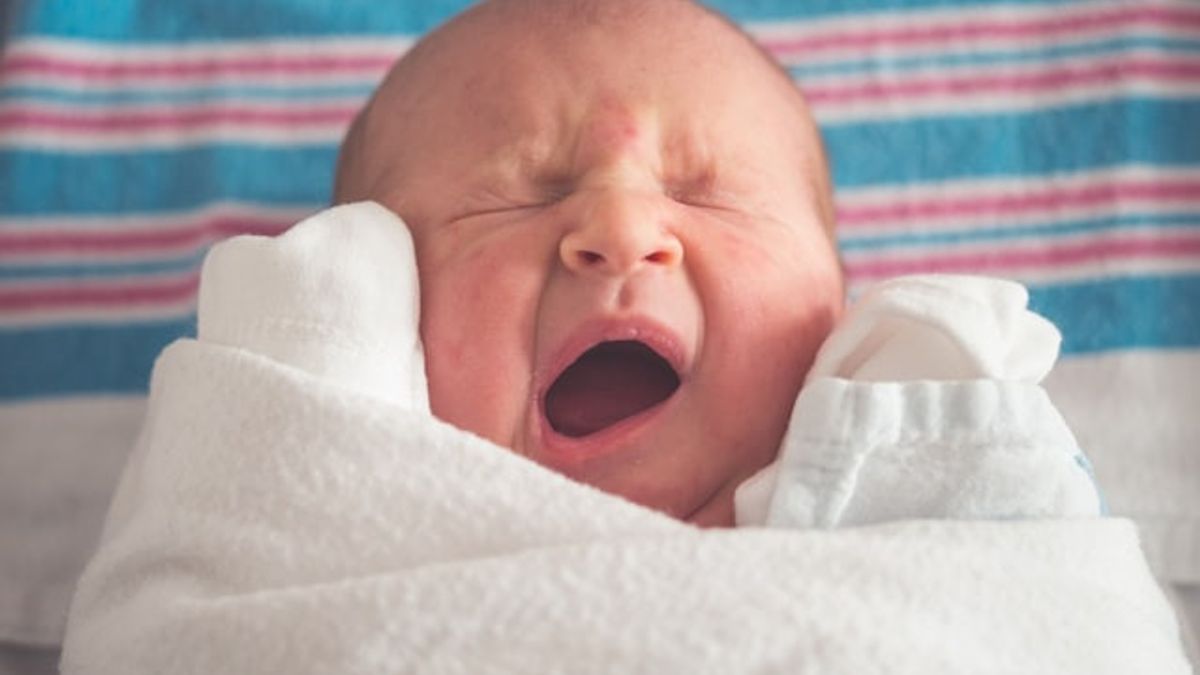معرفة المعاني 5 وراء بكاء الطفل