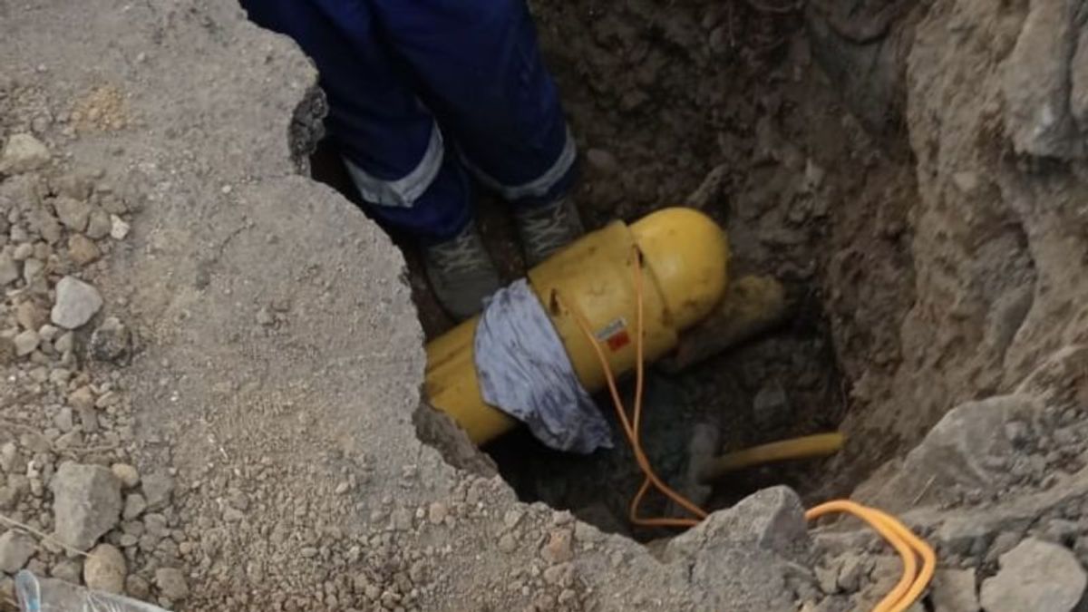 انفجار مياه رائحة الغاز في سورابايا ، أرسلت PGN فريق الاستجابة للطوارئ
