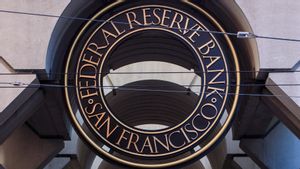 OJK: Pelaku Bisnis Sektor Keuangan Perlu Cermati Gerak-gerik Kebijakan The Fed