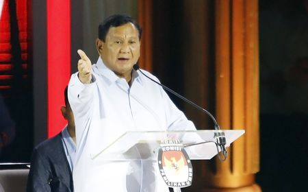 Drama Tak Bersalaman di Balik Serangan Anies ke Prabowo