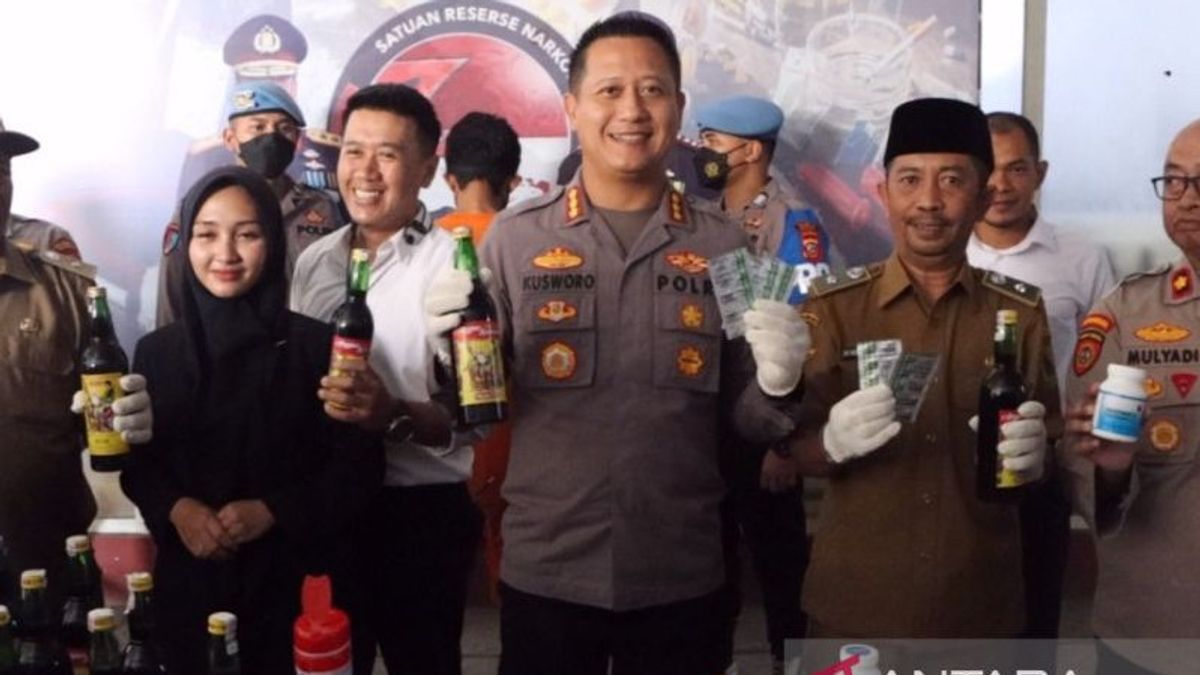 Residents' Complaints on 'Friday Confession' Are Not Useless: Bandung Police Confiscate 1,479 Illegal Drugs, Alcohol and Name 4 Suspects