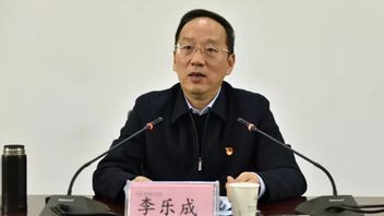 China  akan Ungkap Rencana Integrasi AI dengan Sektor Manufaktur