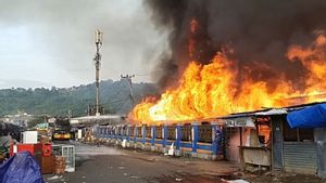 Pasar Wosi Manokwari Terbakar pada Senin Dini Hari