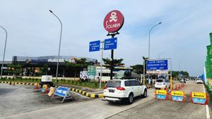 Melintas Tol Tapi Bingung Lokasi Salat Ied, Pemudik Silakan Melipir ke <i>Rest Area</i> KM 379A Semarang-Batang