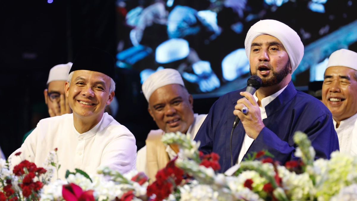 Habib Syech And Ganjar Pranowo Gather In Banyumas, Central Java Gemakan Bersholawat