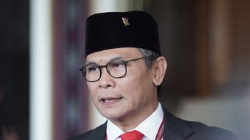 Johan Budi rejette ses fonctions de député et de PDIP après avoir perdu la phase d’administration de Kapim KPK