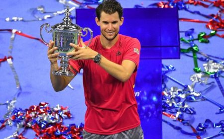 Gugup dan Tertinggal 2 Set, Dominic Thiem Juara US Open dalam Laga yang Berlangsung 2 Jam