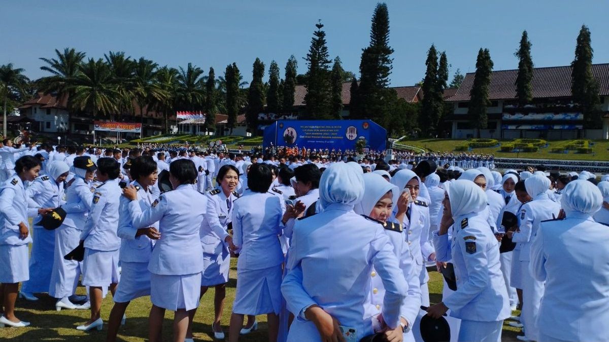 尤素福·卡拉·托拉克(Jusuf Kalla Tolak)在2015年9月8日的今日记忆中解散了IPDN提案