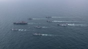 Deploying Three Destroyers, South Korea-Japan-US Holds Missile Defense Exercises in International Waters