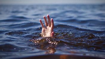 中央カリマンタン州コタワリンギンティムールのウジュンパンダランビーチで子供が溺死した