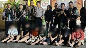 Dua Pelaku Tawuran di Palmerah Dibekuk, Polisi Sita Bom Molotov dan Celurit