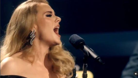 Adele Demande à Supprimer Le Bouton De Lecture Aléatoire De Son Album, Dit Spotify