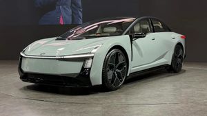 Wujud Asli Toyota Corolla Concept Hadir dengan Desain Radikal dan Tenaga Listrik