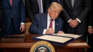 Trump Resmi Cap Ikhwanul Muslimin sebagai Organisasi Teroris Global