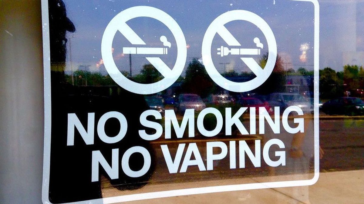 Kenali Bahaya Vape, Rokok Kekinian yang Dilarang WHO