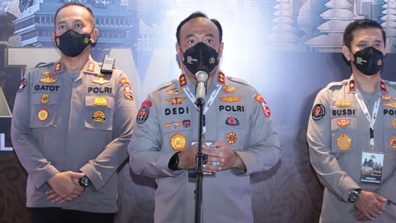 Le Dossier De Jokowi Pour La Police, La Gestion De La COVID-19, L’application De La Loi, Pour Escorter L’investissement