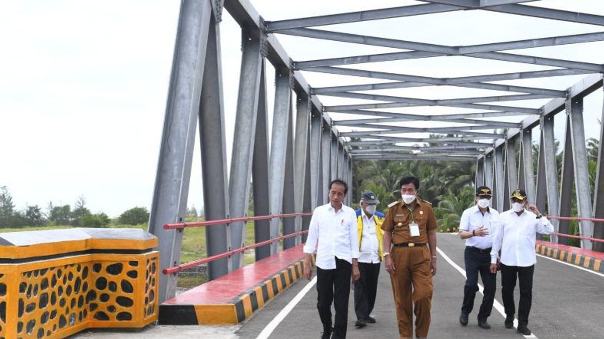 President Jokowi Review Infrastructure In Nias To Open Isolation